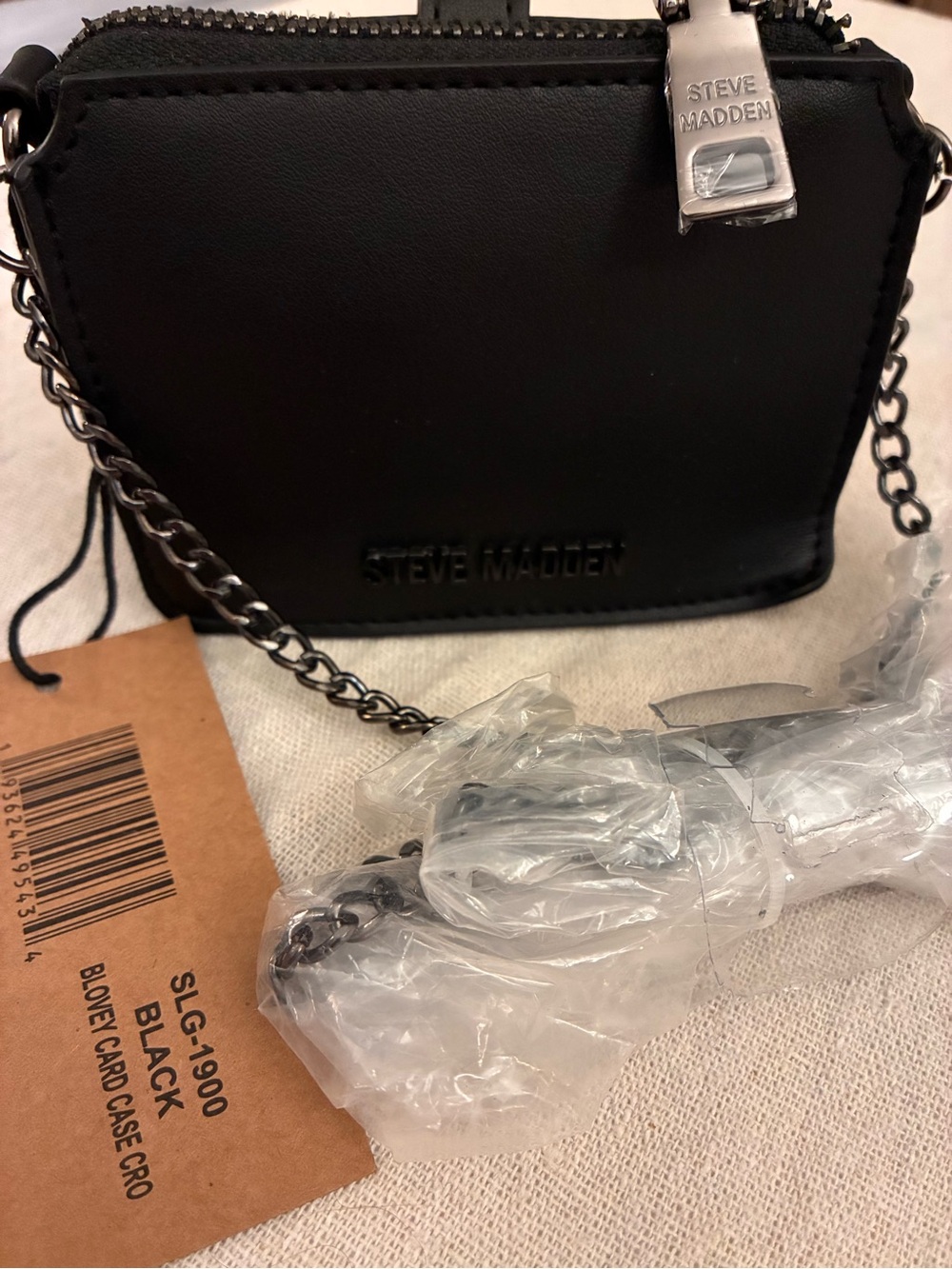 Steve Madden Blovey Card Case Crossbody or card case wallet purse
